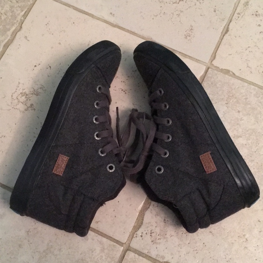 Blowfish flannel sneakers